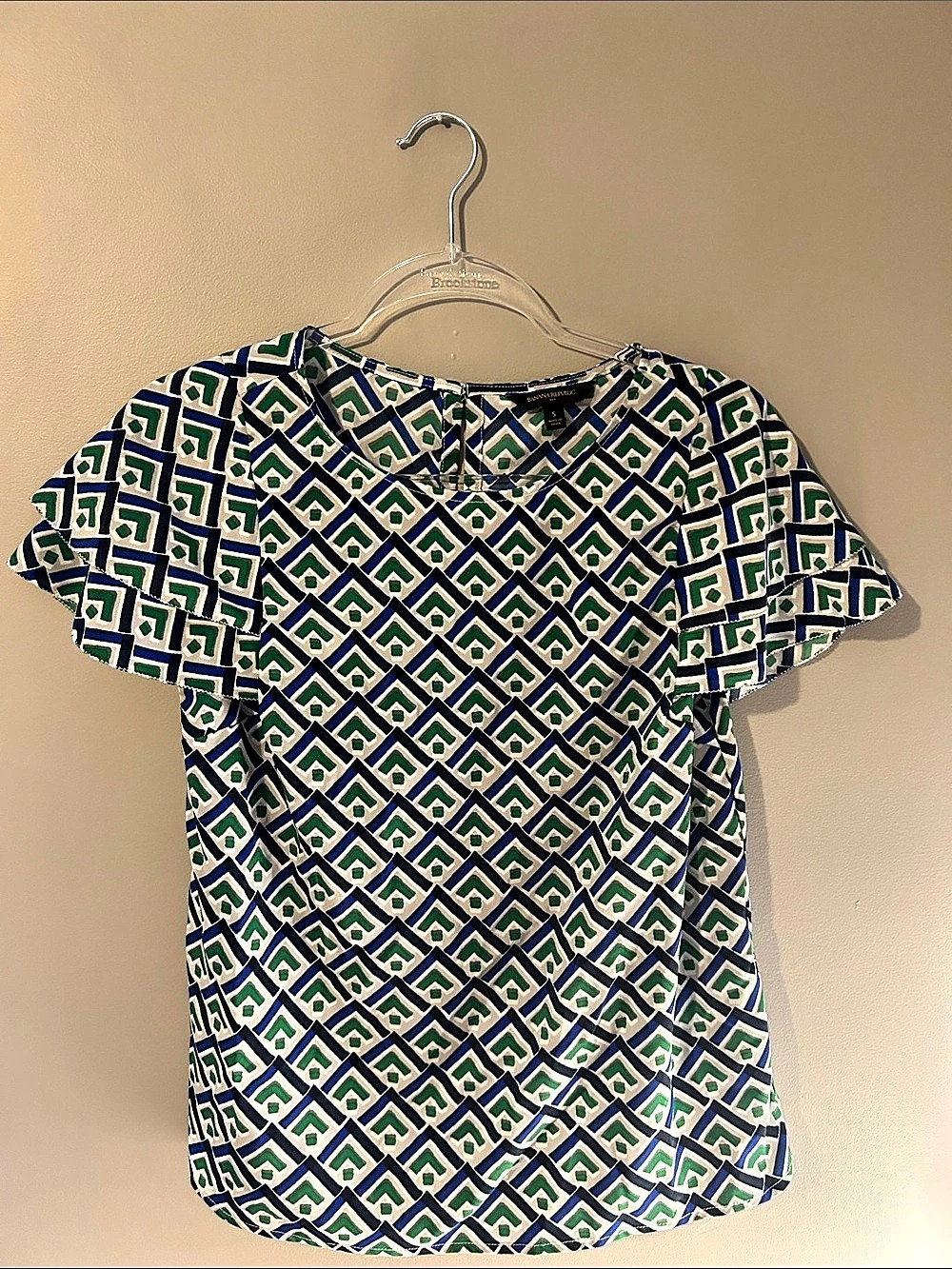 Banana Republic Geometric Short Sleeve Blouse in Blue & Green (Small)